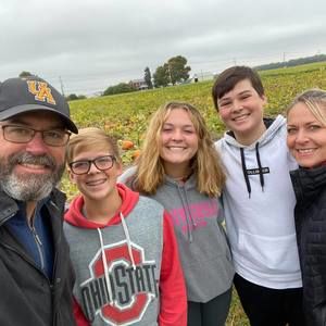 Meet your Posher, Todd